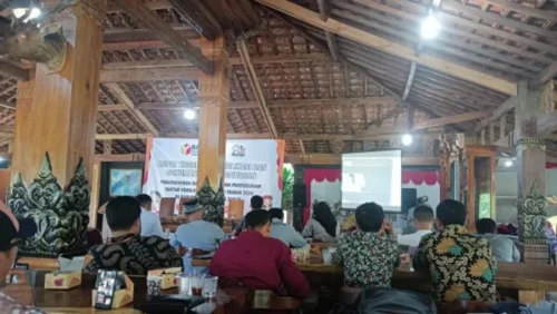 Tak Kenal Libur, Panwaslu Kecamatan Batanghari Ikuti Rakor di Bawaslu Lampung Timur
