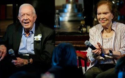Mantan Presiden AS Jimmy Carter dan ibu negara Rosalynn Carter (foto: Istimewa).