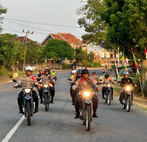 Amankan Wilayah, Kapolres Way Kanan Polda Lampung Lakukan Patroli SOLID dan Menyapa Masyarakat