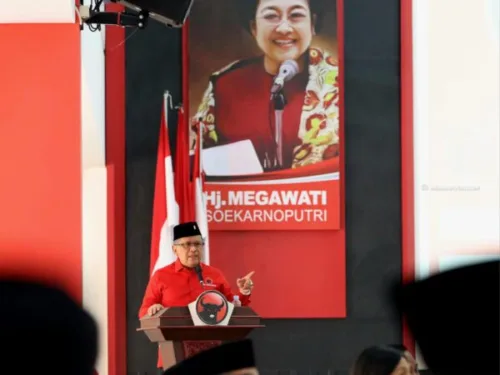 Hasto Sebut Kantor DPC PDIP Pacitan Terinspirasi dari Museum SBY-Ani