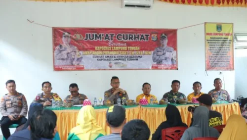 Polres Lampung Tengah Gelar Jumat Curhat di Kelurahan Seputih Jaya untuk Berdialog dengan Masyarakat
