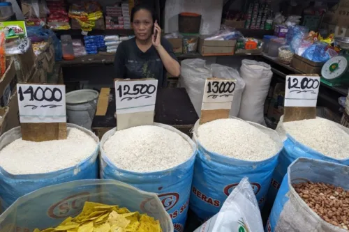 Pasar Murah Disebut Bikin Inflasi Kota Bandung Terendah di Jabar