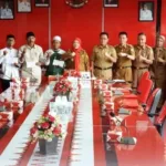 Walikota Bandar Lampung Menyerahkan Dana Hibah Kepada Masjid dan Mushola di Kota Bandar Lampung