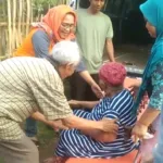 Acung Jempol, Alamanda Tanggamus Tanggap Cepat Kunjungi Lansia Penderita Herves dan Stroke
