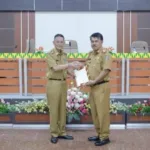 Pj Bupati Adi Erlansyah Bagikan DPA Kabupaten Pringsewu 2024