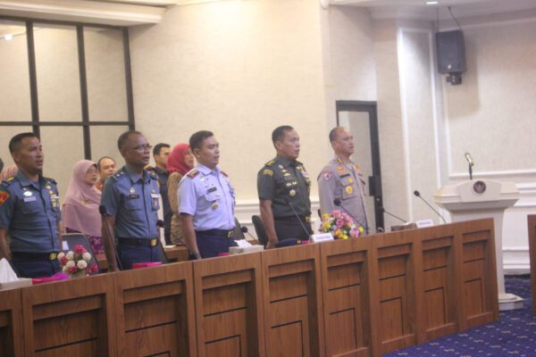 Bersama Gubernur dan Forkopimda Provinsi Lampung, Kasrem 043/Gatam Sambut Rombongan PPRA LXVI Tahun 2024 Lemhanas RI