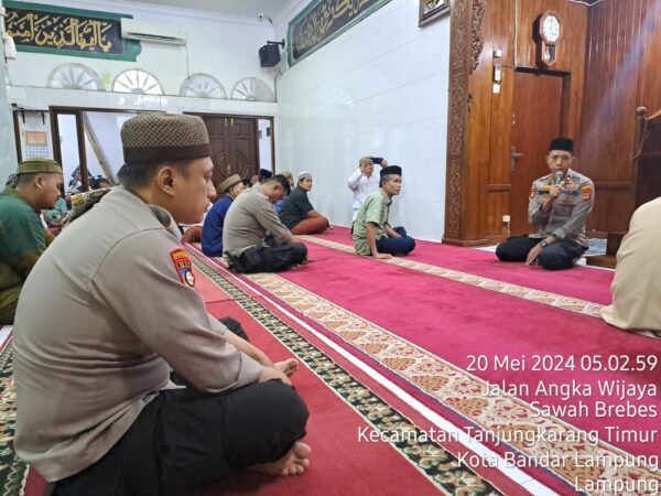 Cooling System Jelang Pilkada 2024, Polisi di Bandar Lampung Intensifkan Safari Subuh