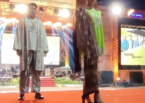 Pakaian Maduwaro yang Dipadu Sulam Jelujur dan Tapis Lampung Pukau Pengunjung Expo UMKM