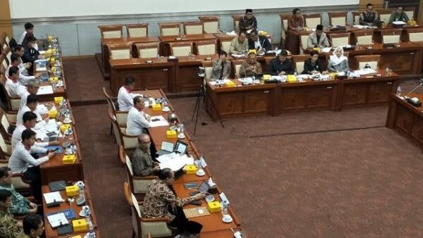 DPR Pertanyakan soal Server PDN Lebih dari 5 hari Belum Pulih: Apa Benar Tier 4?