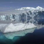 Gunung Es Raksasa Berukuran 380 Km² Pecah dari Rak Es Brunt di Antartika