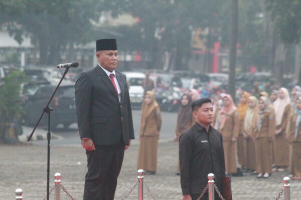 Peringati Hari Lahir Pancasila Wakil Ketua II DPRD Lamsel Bacakan Teks Pembukaan UUD 1945