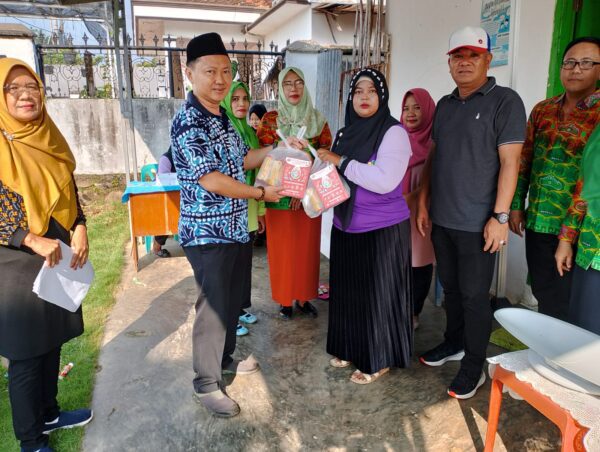 Kelurahan Sribasuki Melaksanakan Kegiatan Posyandu Serentak