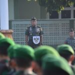 Upacara Bulanan, Pangdam II/Swj Ajak Prajurit Korem 043/Gatam Kobarkan Semangat Nasionalisme
