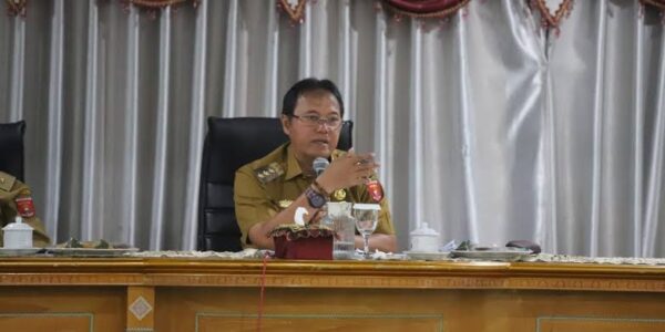 Pj. Bupati Nukman Minta Jajarannya Tingkatkan Kinerja dengan Mengevaluasi Setiap Program