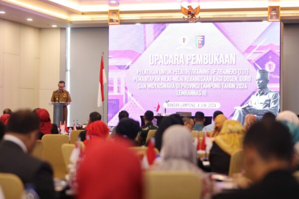 Sekdaprov Fahrizal Hadiri Pembukaan Pelatihan Pemantapan Nilai-Nilai Kebangsaan bagi Dosen, Guru, dan Widyaiswara