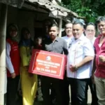 Warga Desa Negeri Pandan Terima Bantuan Bedah Rumah dari Bupati Lampung Selatan 