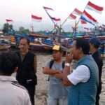 Keliling Gudang Lelang, Bung Iqbal Ardiansyah Disambut Antusias Warga dan Nelayan
