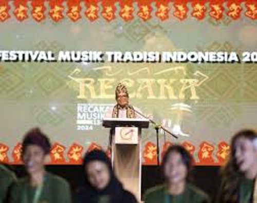 Pj. Gubernur Samsudin Bersama Sekjen Kebudayaan Buka Festival Musik Tradisi Indonesia “Recaka Musik Lampung”