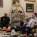 Pj. Gubernur Samsudin Silaturahmi ke Mantan Gubernur Lampung Sjachroedin ZP