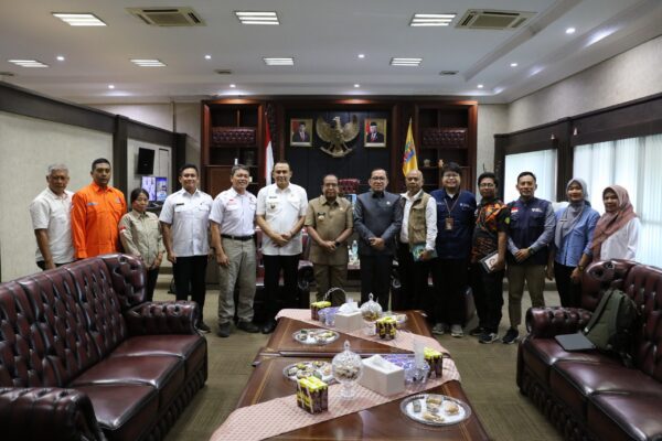 Pj. Gubernur Samsudin Terima Kunjungan Forum Rescue dan Relawan Lampung, Dukung Penuh Berbagai Upaya Penanggulangan Bencana