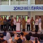 Presiden dan Mendag Didampingi Pj. Gubernur Resmikan Gedung Jokowi Learning Centre di SMA Kebangsaan Lampung Selatan
