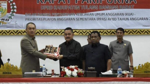 Sekda Tulangbawang Barat Sampaikan Rancangan KUA-PPAS APBD 2025