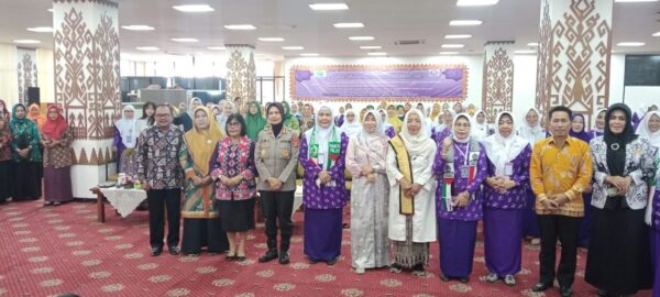 Wanita Islam Mengadakan Seminar Pencegahan dan Penanggulangan KDRT