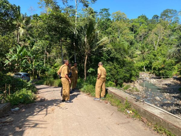 Guna Assesment Pembangunan Jembatan, Dinas PUPR Pesawaran Kunjungi Dusun Pancur