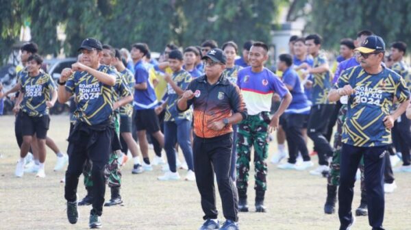 Bersama Pj. Gubernur Lampung, Danrem 043/Gatam Senam Bersama Atlet dan Pelatih Kontingen Lampung untuk PON Aceh-Sumatera Utara