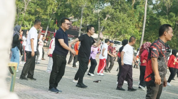 Jaga Kebugaran, Sekda Lampung Selatan Senam Bersama Jajaran ASN