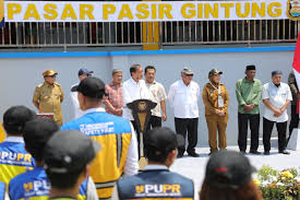 Jawab Keluhan Pedagang, Presiden Resmikan Revitalisasi Pasar Pasir Gintung Bandarlampung