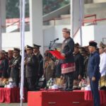 Ketua DPRD Lamsel, Hendry Rosyadi Bacakan Teks Proklamasi di HUT Ke-79 RI