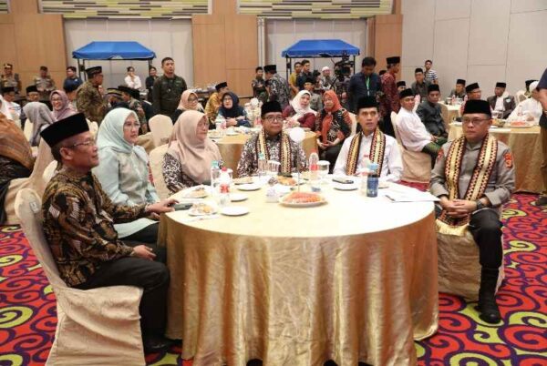 Pj. Gubernur Samsudin Buka Silaturahmi Alim Ulama dan Penguatan Da’i Wasathiyah yang Diselenggarakan MUI