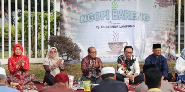 Pj. Gubernur Samsudin Gelar Silaturahmi dan Ngopi Bareng Bersama Masyarakat