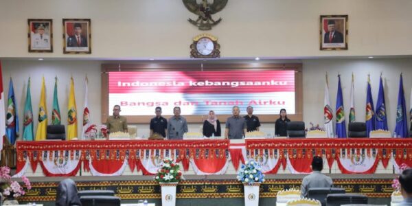 Sekdaprov Fahrizal dan Jajaran Forkopimda Hadiri Rapat Paripurna Penyampaian 6 Raperda Usulan Inisiatif DPRD