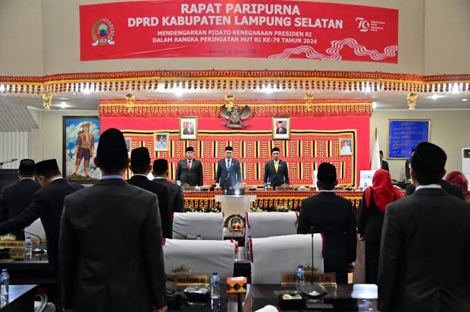Bupati Nanang Ermanto Hadiri Rapat Paripurna Dengan Agenda Mendengarkan Pidato Kenegaraan Presiden RI