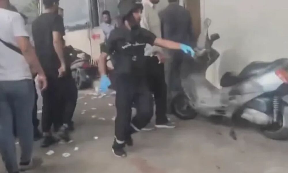 Diduga Disusupi, Pager Meledak Serentak serta Lukai 2 Ribu & 9 Warga Lebanon Tewas