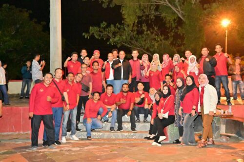 Malam Mingguan di Bundaran Tugu Pancasila, Bupati Nanang: Asyik, lo!