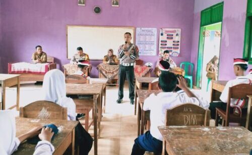 Bertemu dengan Siswa SMP N 2 Sukadana, Ini yang Disampaikan Kasat Lantas