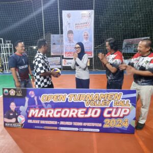 Cawagub Lampung Jihan Nurlela Membuka Tournament Volleyball Margorejo Cup 2024