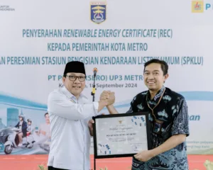 Kontribusi Nyata PLN atas Pembangunan Daerah Melalui PPJ, Pemkot Metro Anugerahkan Penghargaan