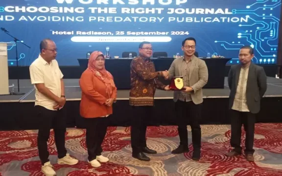 Unila Gelar Workshop Choosing the Right Journal and Avoiding Predatory Publication