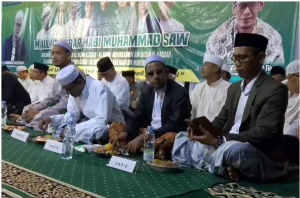 Pondok Pesantren Daarun Naja Gelar Sholawat Akbar Penuh Kekhikmatan