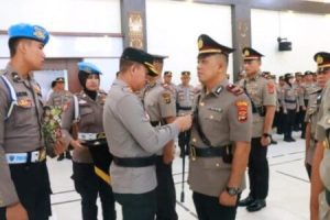 Kapolres AKBP Benny Prasetya Pimpin Sertijab Pejabat di Polres Lampung Timur