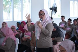 PLN Peduli Hadir Melalui Program Desa Berdaya, Jadikan Ganjar Asri Metro Sebagai Sentra UMKM Keripik Singkong
