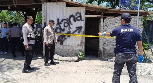 Tim inafis Polresta Bandar Lampung saat melakukan olah Tempat Kejadian Perkara (TKP). Foto: Dok Istimewa