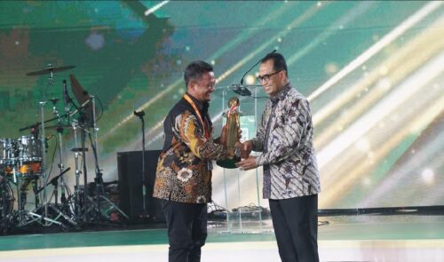 Pemprov Lampung Menerima Penghargaan Wahana Tata Nugraha 2024