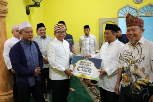 Pj. Gubernur Lampung Bersilaturahmi dengan Warga Bataranila dan Ajak Jaga Kondusivitas Jelang Pilkada