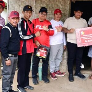 Geserbu, Nanang Ermanto Salurkan Bedah Rumah untuk Warga Sidowaluyo