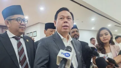 Sultan Bachtiar Najamudin.